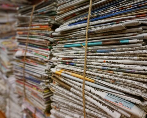 Prensa escrita (Pexels)