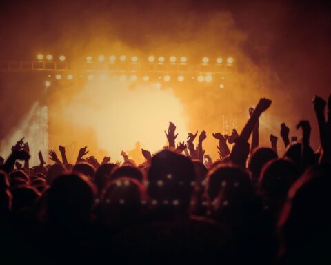 La música urbana triomfa arreu del món (Pexels)
